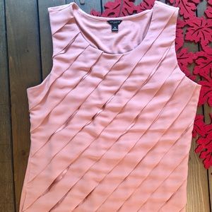 Ann Taylor blush textured top - size M